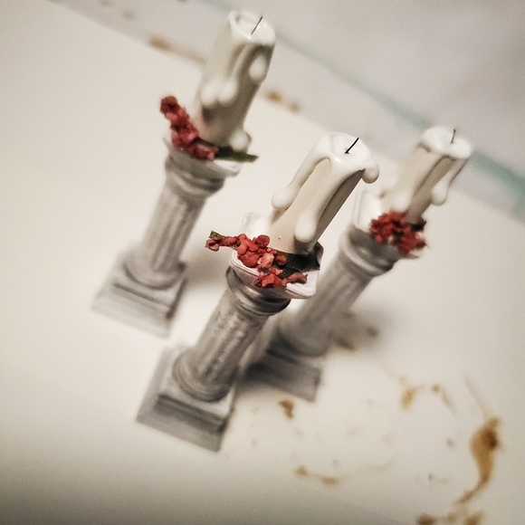 Miniature Candle on Pedestal | Dollhouse | Diorama | Game Play | Medieval Prop - Picture 2 of 10